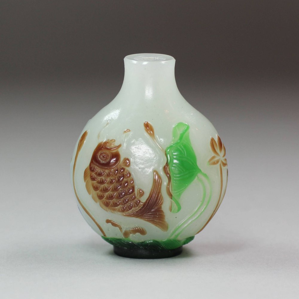 X456 Peking glass snuff bottle, 19th-20th century