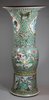 X465 Famille verte gu beaker vase, Kangxi (1662-1722)