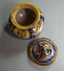 X635 Italian maiolica apothecary pill pot and cover