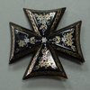 X699n Victorian gold and tortoiseshell pique Maltese cross brooch