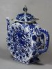 X720 Rare Chinese blue and white teapot, Kangxi (1662-1722)