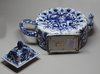 X720 Rare Chinese blue and white teapot, Kangxi (1662-1722)