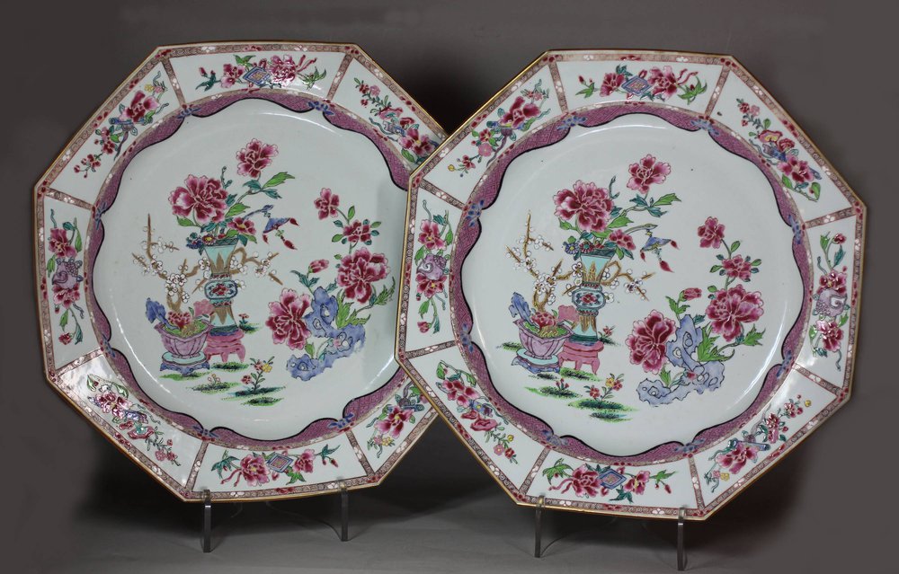 X850 Pair of Chinese octagonal famille rose dishes