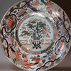 X876 Large Japanese Arita imari charger, c. 1700