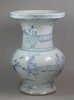 X892 Rare Chinese late Kangxi or Yongzheng vase