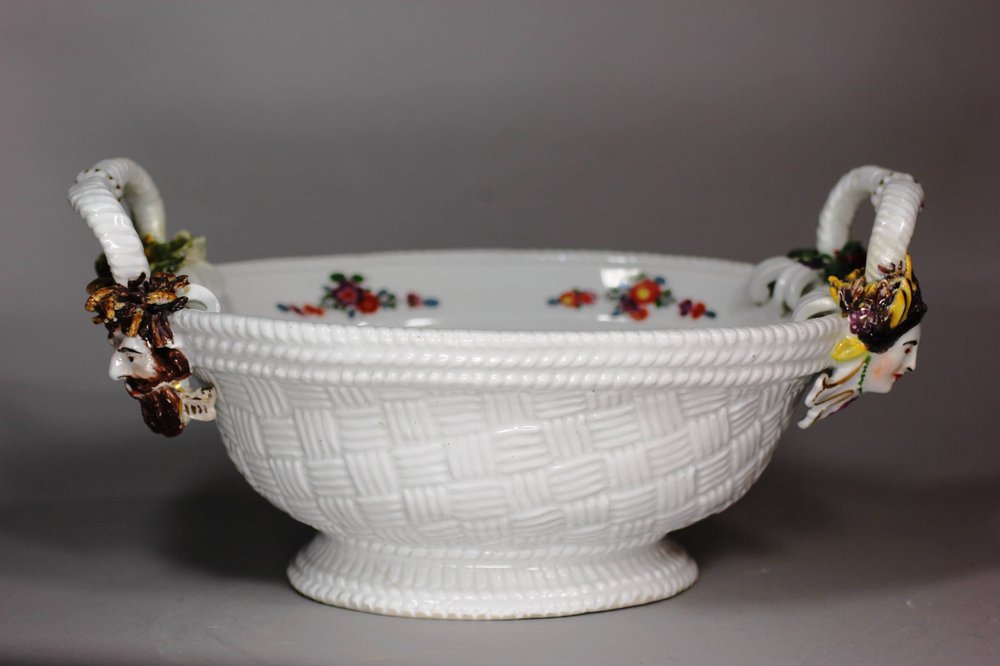 X907 Meissen oval basket, circa 1735