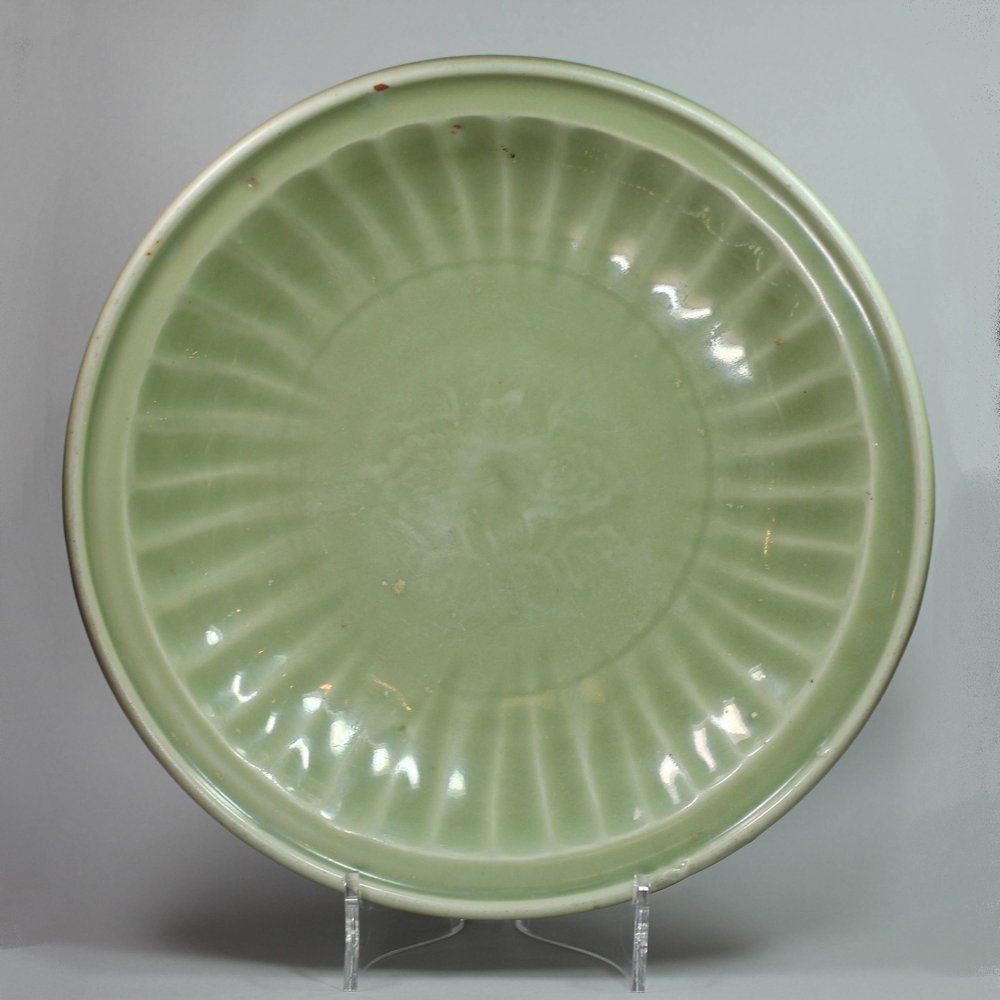 Y33 Longquan celadon ribbed dish, Ming dynasty (1368-1626)