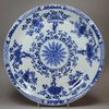 Y372 Blue and white dish, Kangxi (1662-1722)