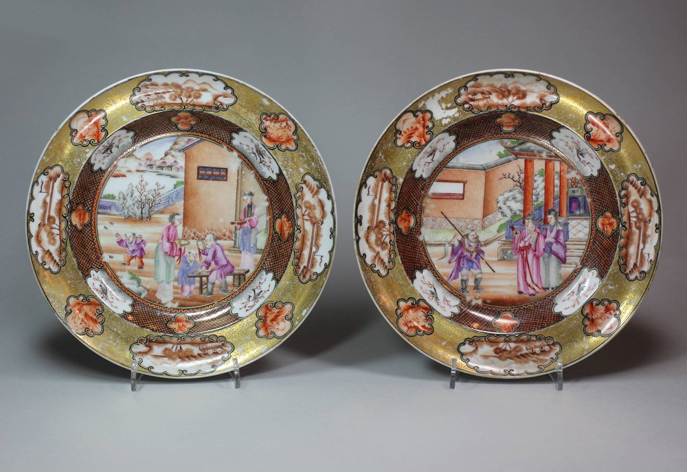 Y431 Pair of famille rose 'Rockefeller' pattern plates