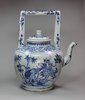 Y441 Large Chinese blue and white teapot and cover, circa 1640