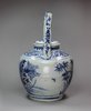 Y441 Large Chinese blue and white teapot and cover, circa 1640