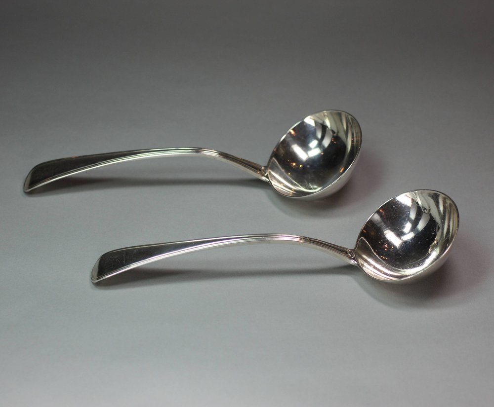 Y446 Pair of George III 'Thread Pattern' silver sauce ladles