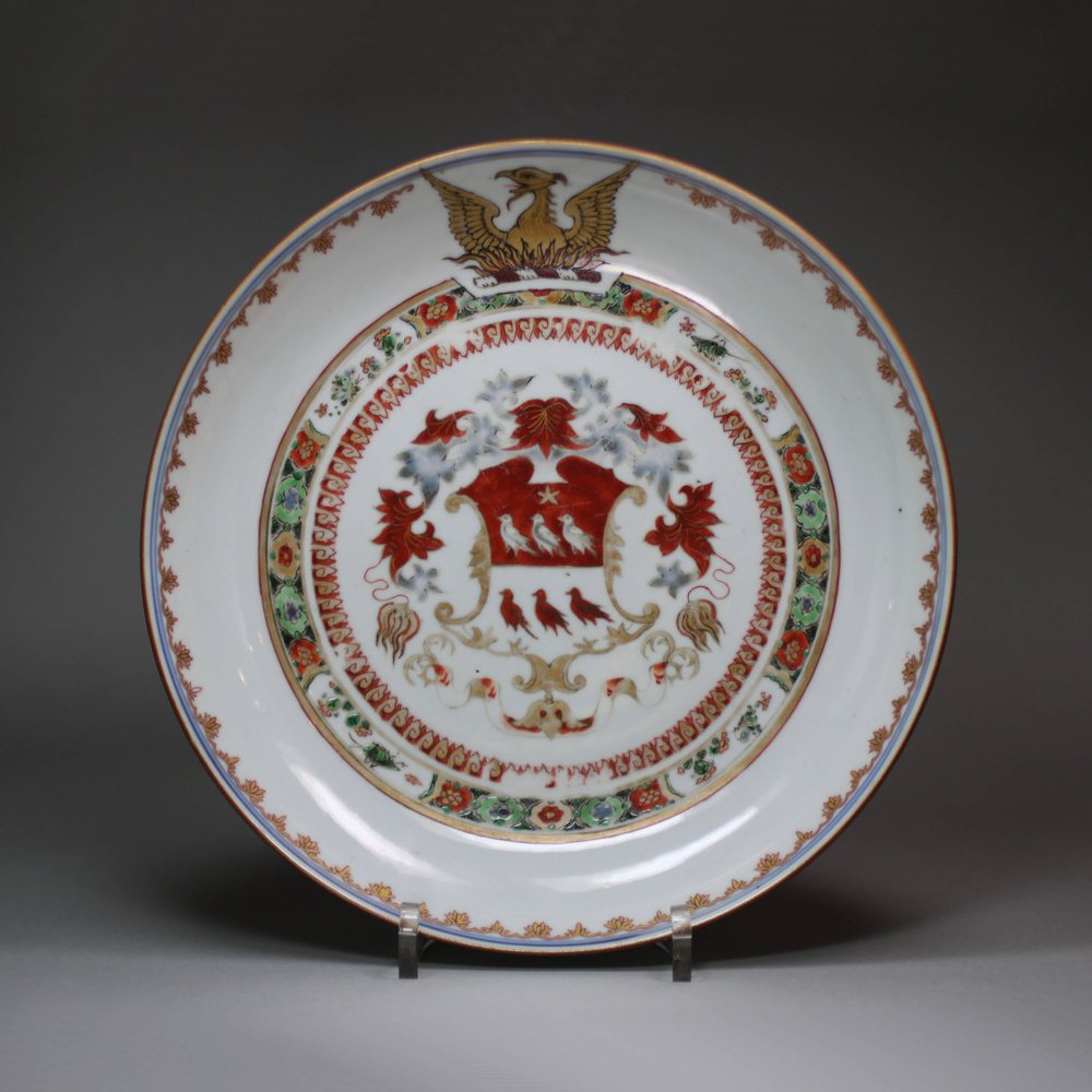 Y573 Famille verte armorial saucer dish, c. 1717