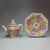 Y630 Famille rose octagonal teapot, cover and tray