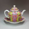 Y630 Famille rose octagonal teapot, cover and tray