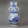 Y637 Blue and white archaistic baluster vase, Kangxi (1662-1722)