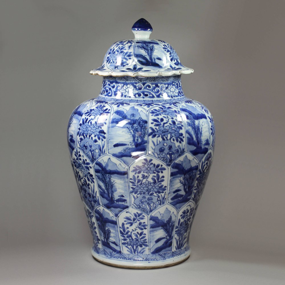 Y709 Blue and white jar and cover, Kangxi (1662-1722)