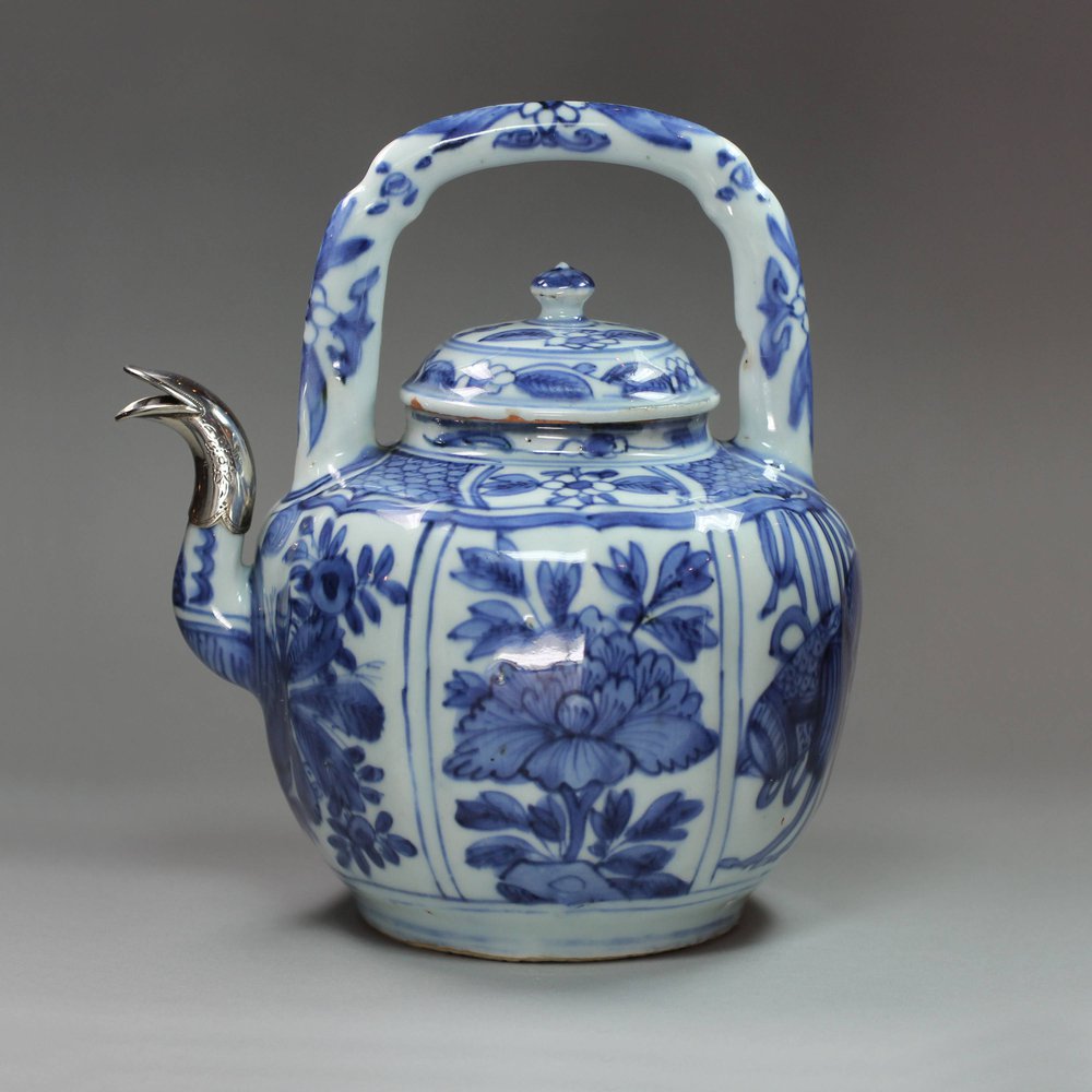 Y778 Blue and white Kraak wine pot and cover, Wanli (1573-1619)