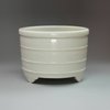 Y781 Blanc de Chine cylinder-shaped censer, 18th century