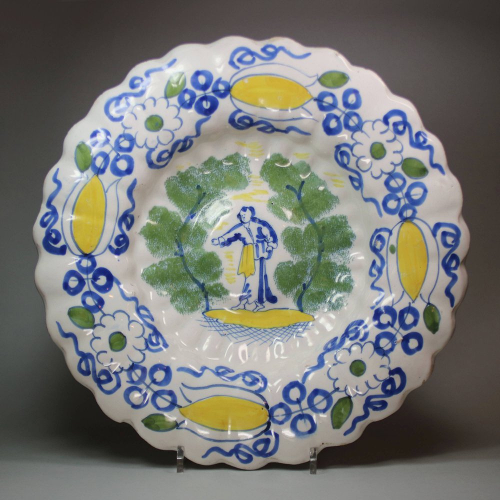 Y847 Dutch Delft polychrome lobed dish, 17th century