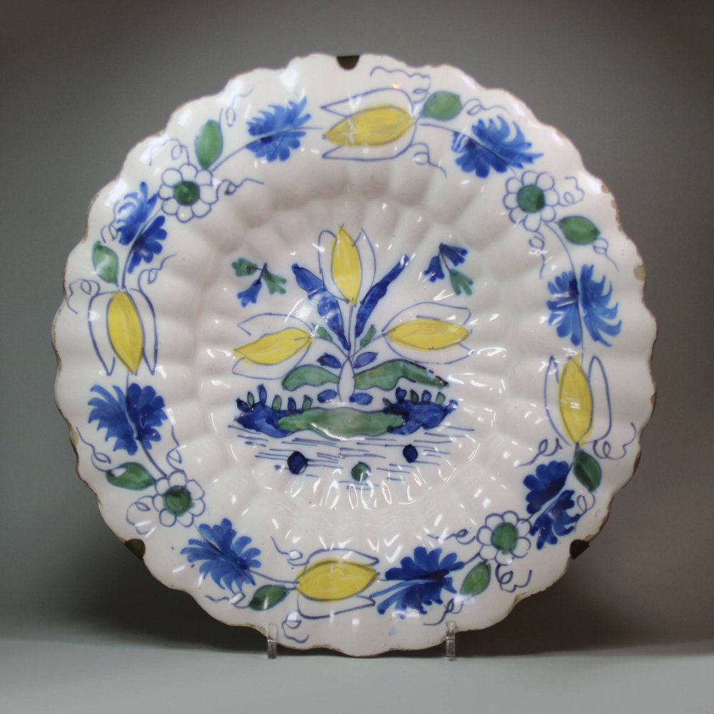 Y848 Dutch Delft polychrome lobed dish, 17th century