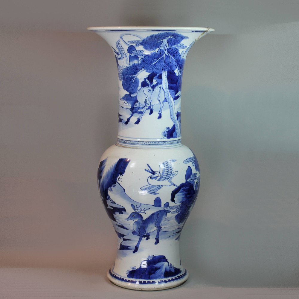 Y87 Blue and white yen yen vase, Kangxi (1662-1722)