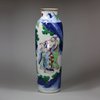 Y876 Small Chinese wucai sleeve vase, Chongzheng (1628-43)