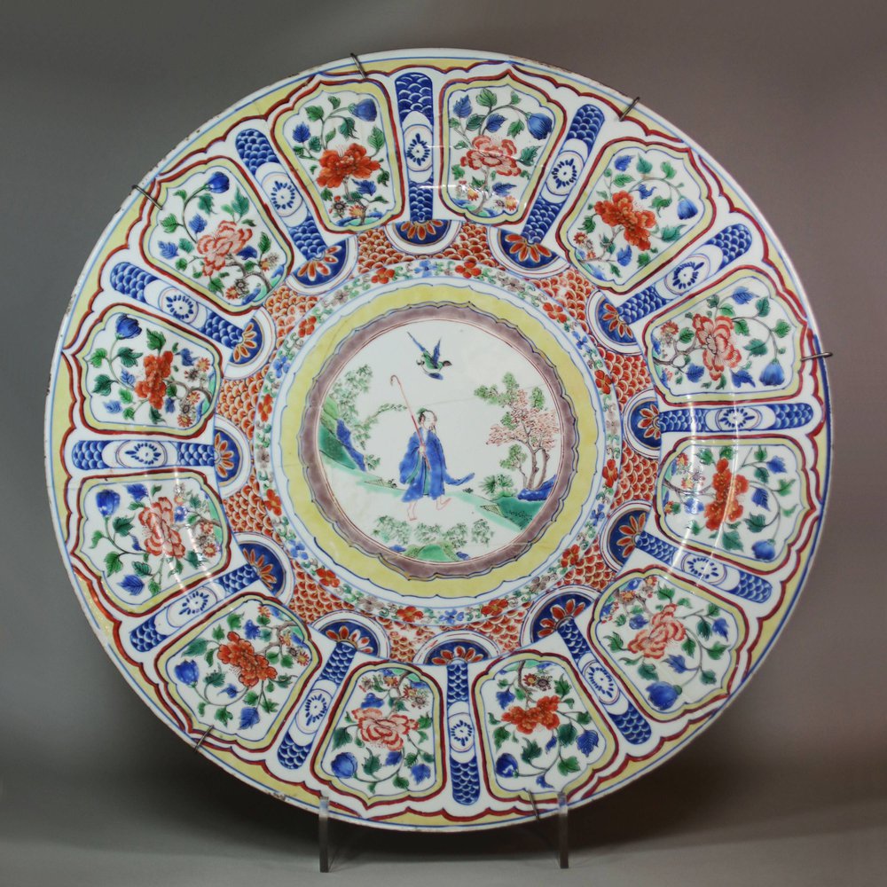 Y896 Famille verte dish, Kangxi (1662-1722)
