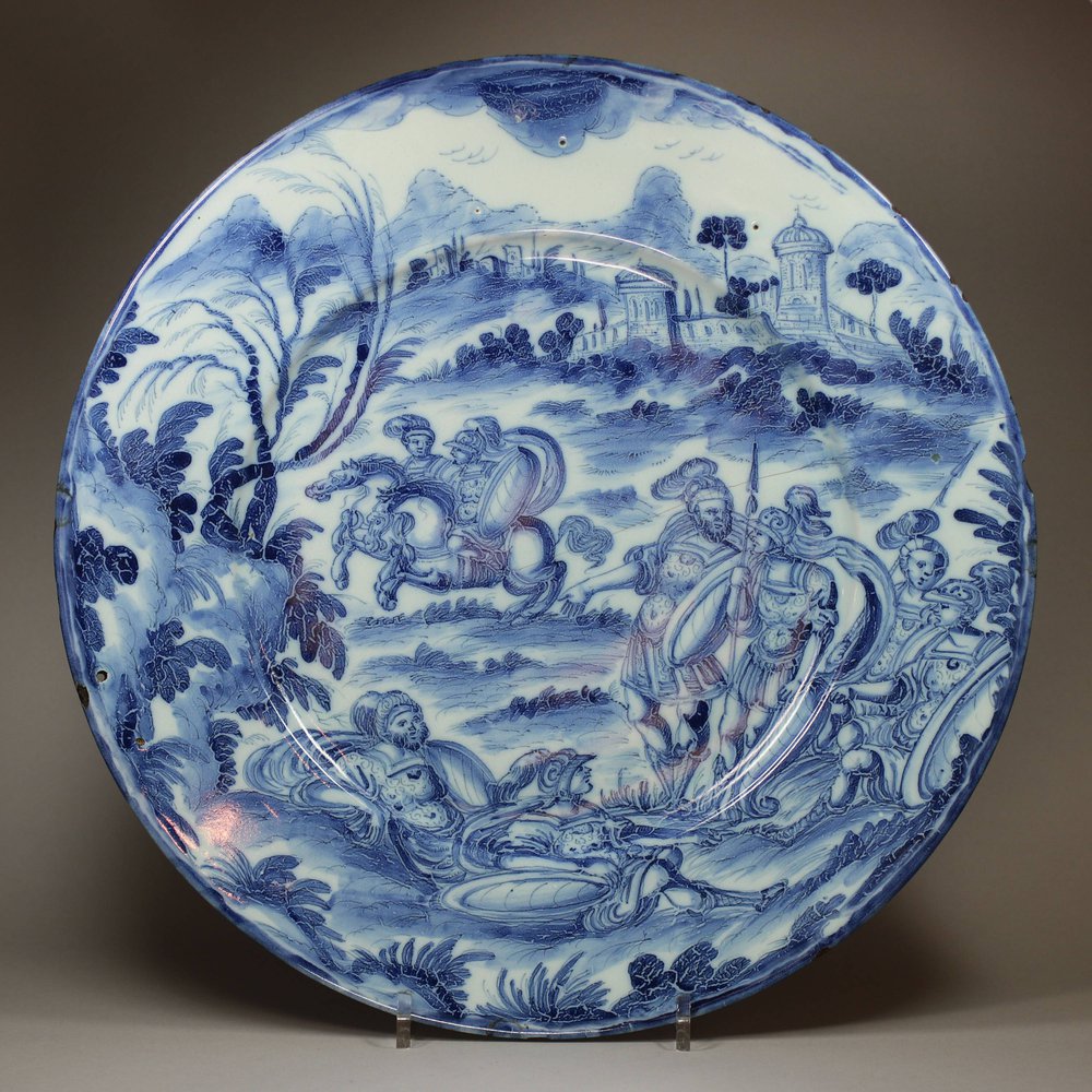 Y903 Italian blue and white Savona plate, 17th century