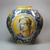 Y948 Italian Venetian maiolica drug jar, c. 1570