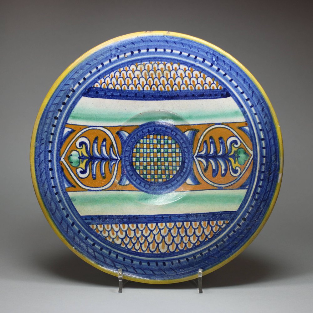 Y954 Small Italian Deruta maiolica dish, c. 1500