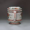 Y977 Famille verte mustard pot and cover, Kangxi (1662-1722)