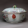 Y989 Rare famille rose 'double peacock' octagonal tureen and cover