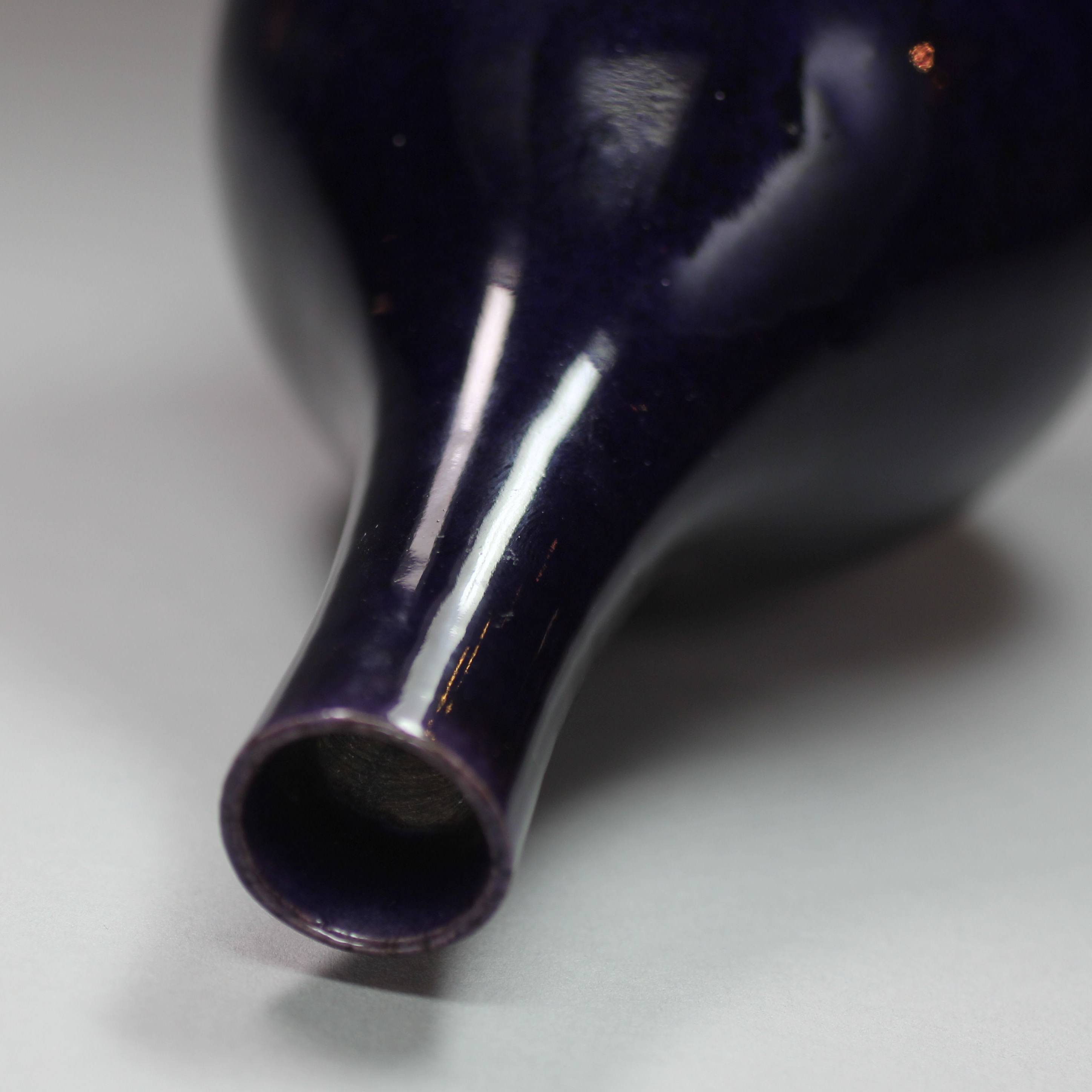 Small Chinese purple-glazed bottle vase, Qing dynasty | Antique